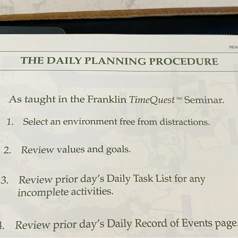 Franklin Quest Vintage Zip Planner Green Line Leather Trim & Canvas Zip Inserts